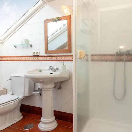 In With Outdoor Swimming Pool Holiday home